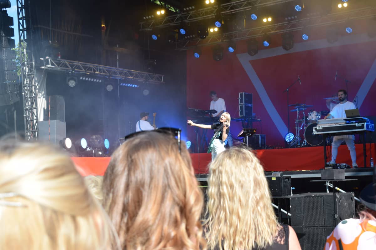 Paula Vesala Sunfestissä Naantalissa 31.7.2020