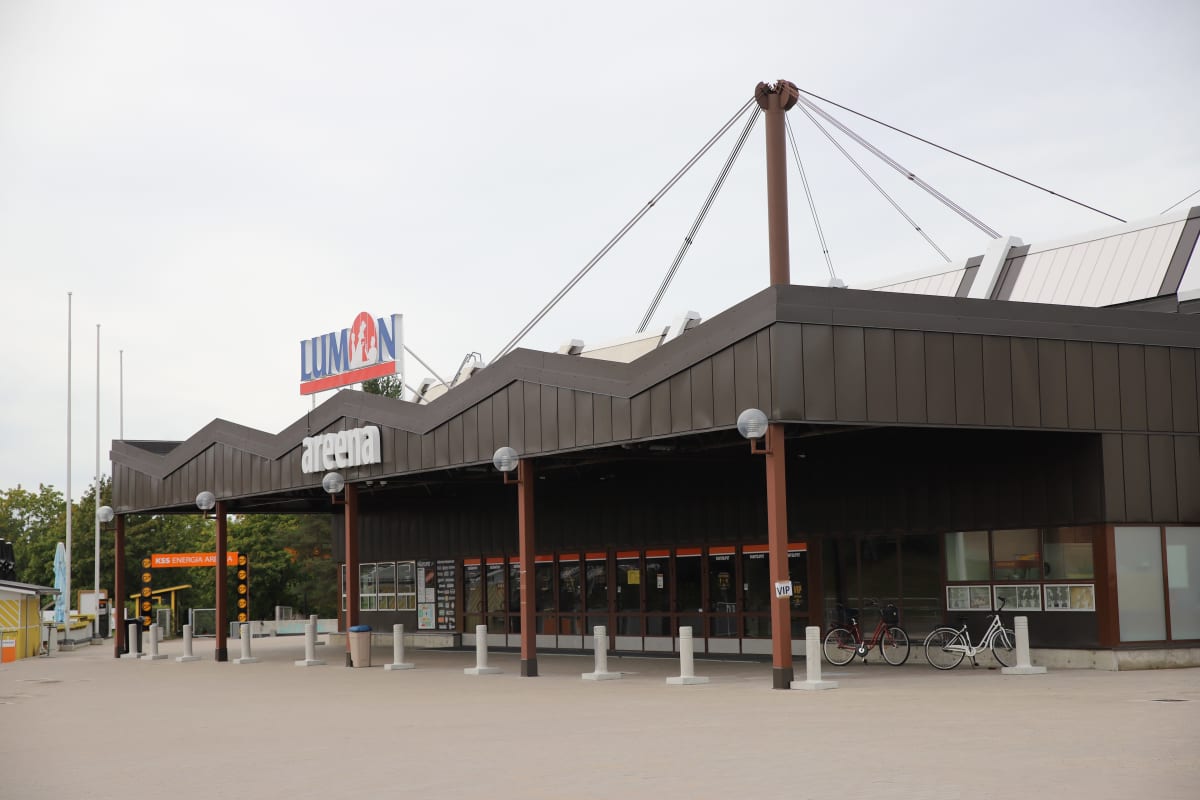 Kouvolan jäähalli.