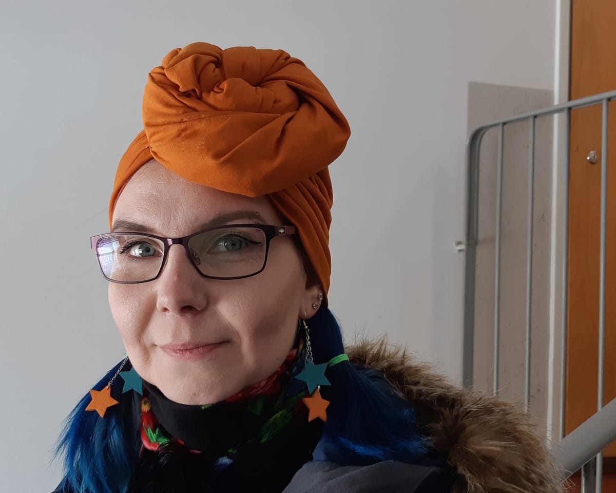 Kemiläinen opiskelija ja kahden koululaisen äiti Henna Tiensuu.