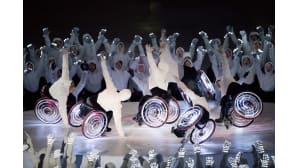 Ohjelmaa Pyeonchangin talviparalympialaisten avajaisissa, 9. maaliskuuta.