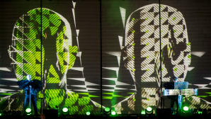 Pet Shop Boys esiintyi Ruisrockissa Turussa 7. heinäkuuta 2013.
