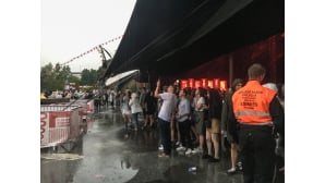Flow-festivaalin evakuoitu teltta.