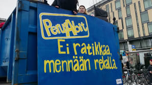 Ratikkateemainen penkkarilakana