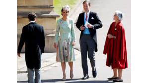 Pippa Middleton ja James Matthews saapumassa Windsorin linnaan.