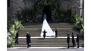 Meghan Markel menossa kirkkoon.