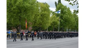 Puolustusvoimain lippujuhlan päivän valtakunnallisen paraatin ohimarssi Seinäjoella.