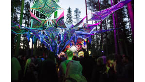 Kosmos Festival, Ristiina, metsäfestivaali, psykedelia, dekoraatio