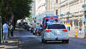 Autosaattue Esplanadin puistossa.