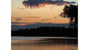 Aamunkoitto Paloisjärvellä