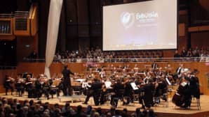 Euroviisujen avajaisissa soitettiin "Tähtien sodan" musiikkia.