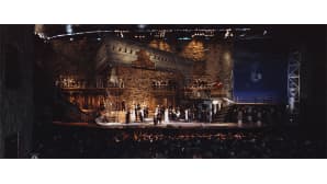 Aika ja uni -ooppera Savonlinnan oopperajuhlilla vuonna 2000.