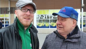 Matti Järvi tuli Ylen retkiteltalle katsomaan minkänäköistä Mikko Maasolaa hän kuuntelee usein radiosta.