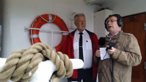 Toimittaja Tenho Tornberg suorana Päijänne-risteilyllä.