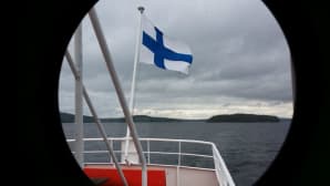 M/S Suomen neito risteilee Päijänteellä.