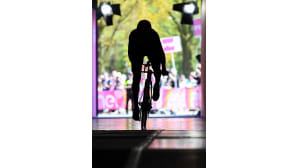 Italian ympäriajo Giro d'Italia alkoi 9,8 kilometrin henkilökohtaisella aika-ajolla Apeldoornissa Hollannissa perjantaina 6.5.