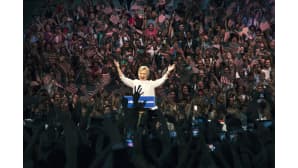 Hillary Clintonin vaalitialisuus Brooklynissä.