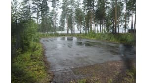 Tenniskenttä