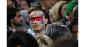 Hillary Clintonin kannattajat katsoivat äänestystuloksia Jacob K. Javits -keskuksessa New Yorkissa 8. marraskuuta.