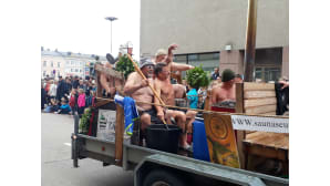 Paraati.