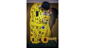 Nathan Sawaya, Art of the Brick, lego, Gustav Klimt, Suudelma