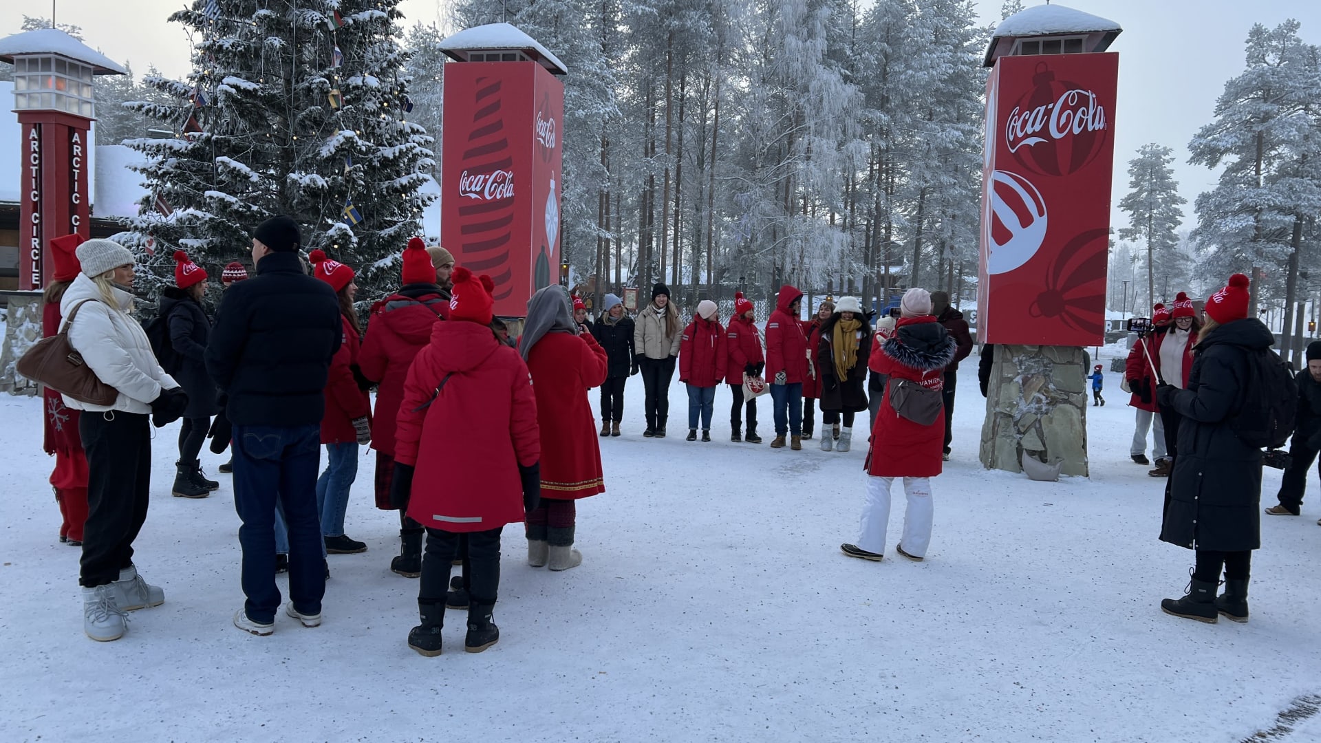 Coca Cola Toi Joulukampanjan Avauksen Lappiin Yle Lapin Videot Yle