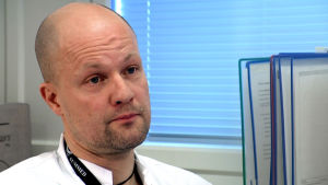 Ortopedian ja traumatologian erikoislääkäri <b>Harri Pakarinen</b> - 17-2310755193b47ad435