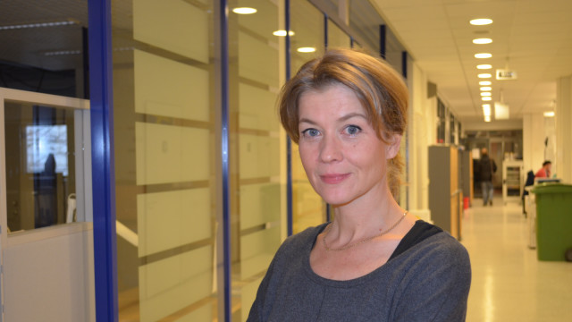Hur man hittar flicka för trekant