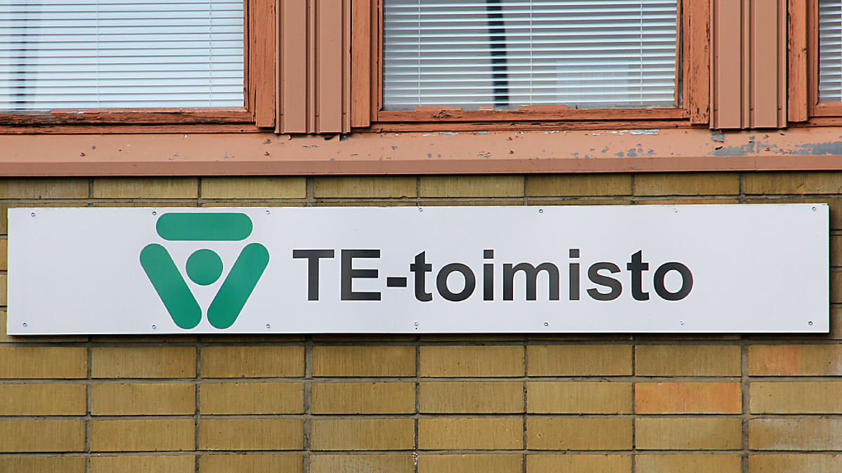 TE toimistot Uudistavat Toimintatapansa Irtisanomisaallonharjalla Yle 