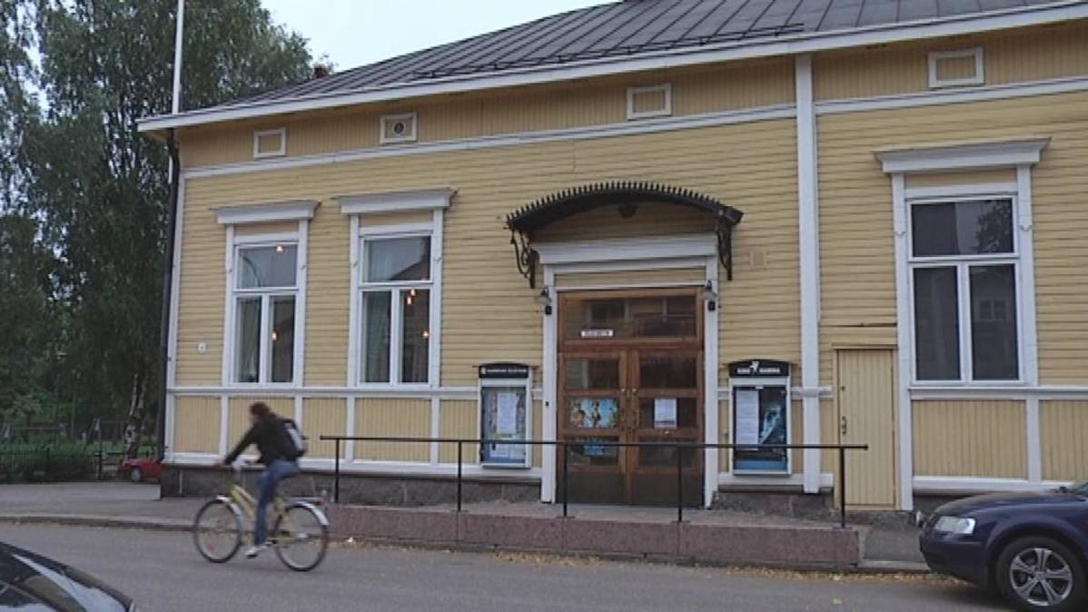 Huora seinäjoki angiina tarttuvuus Simona escort pimppi wikipedia