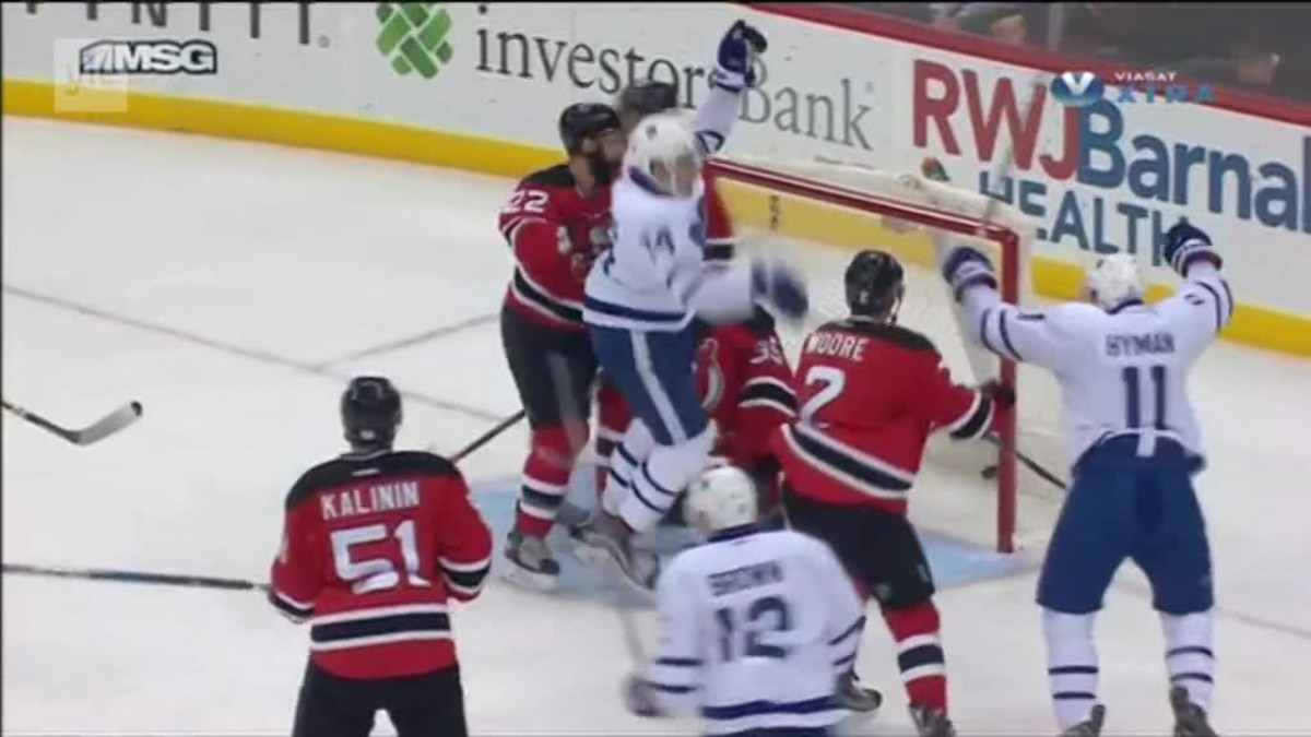 NHL huippuhetket: Matthews päätti vihdoin kuivan kautensa – täräytti 2+1