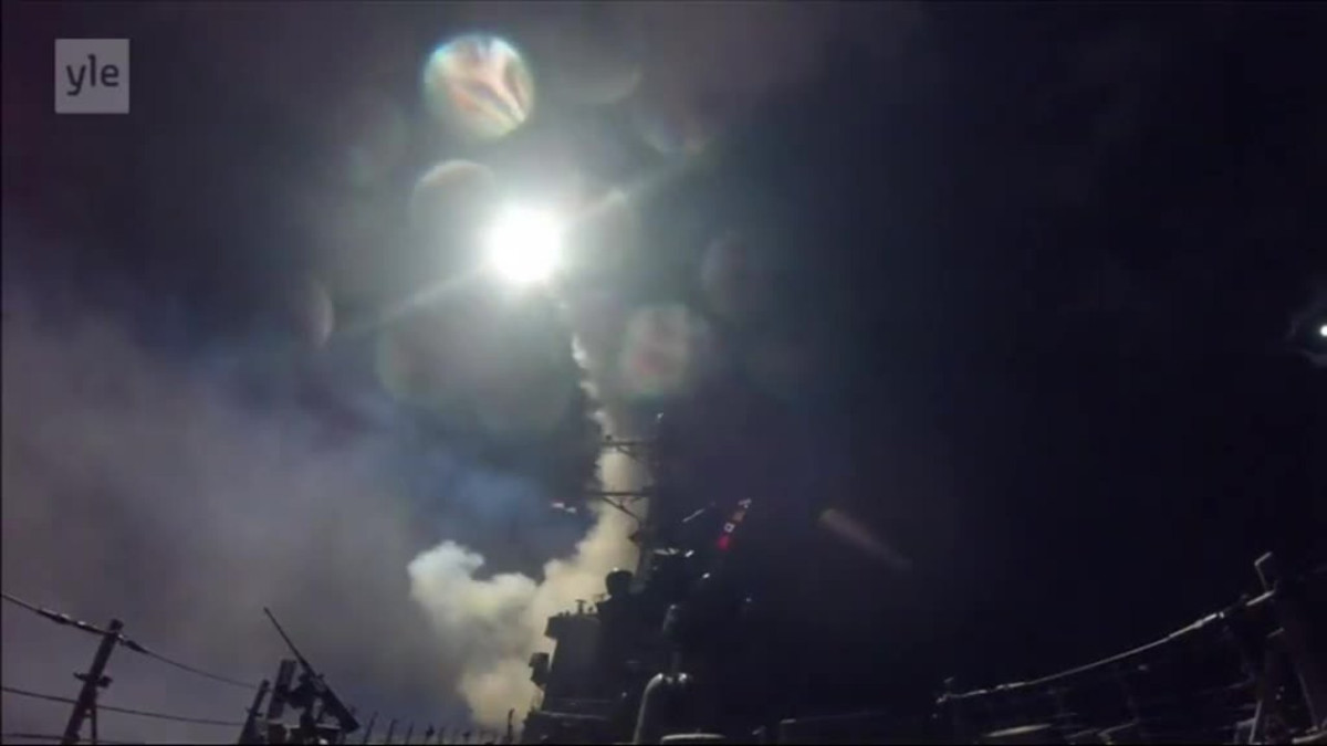Uutisvideot: USA:n ilmaisku Syyriaan