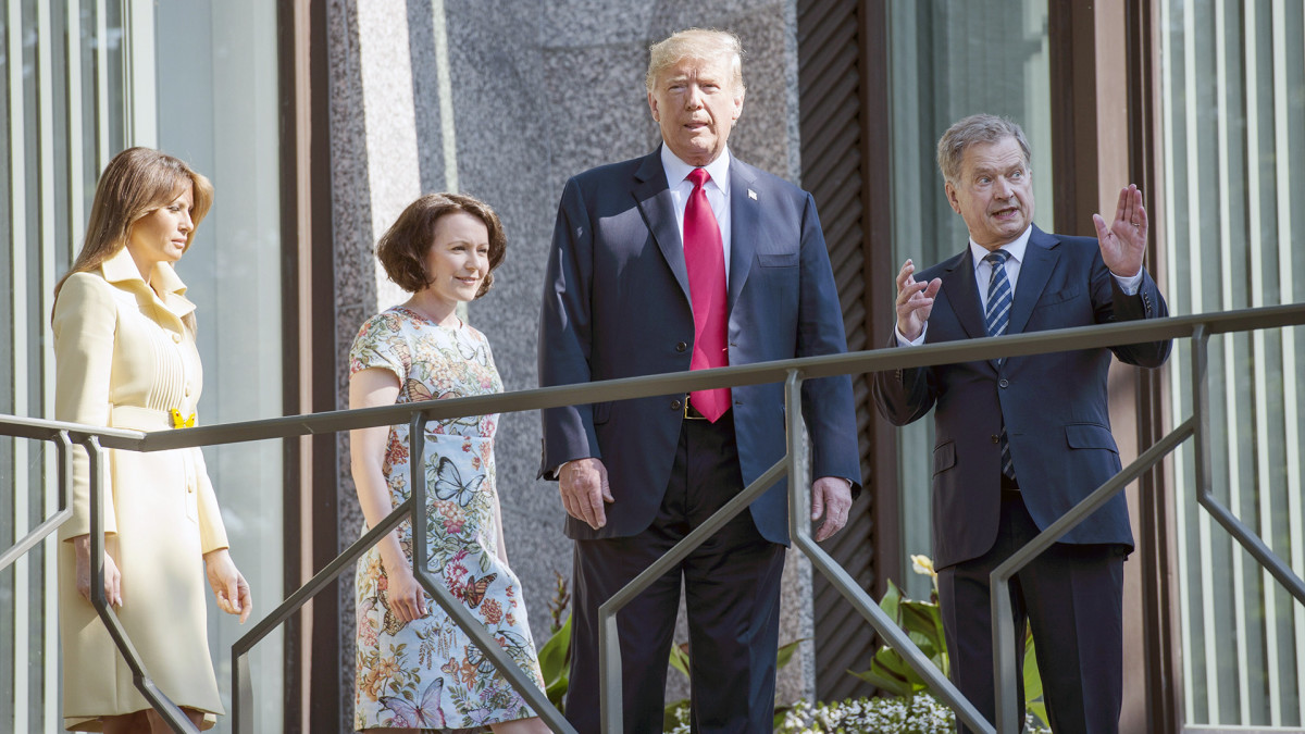 Melania Trump, Jenni Haukio, Donald Trump ja Sauli Niinistö tapasivat Mäntyniemessä.