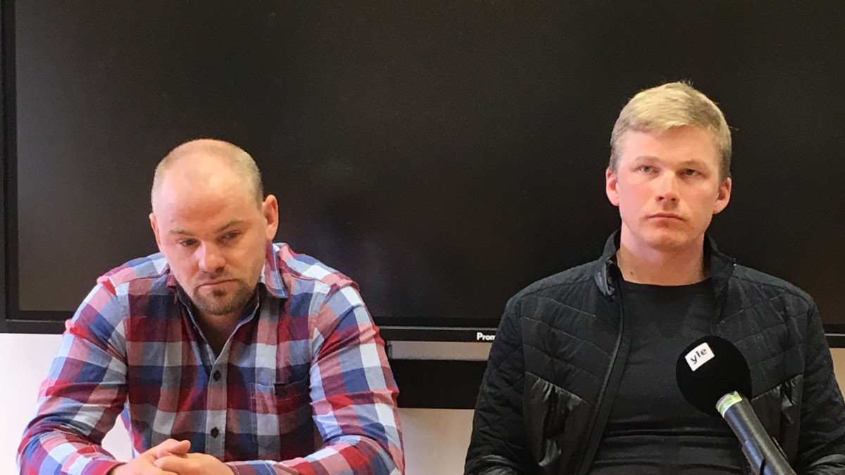 Päävalmentaja Anti Saarepuu (vas.) ja Karel Tammjärv.