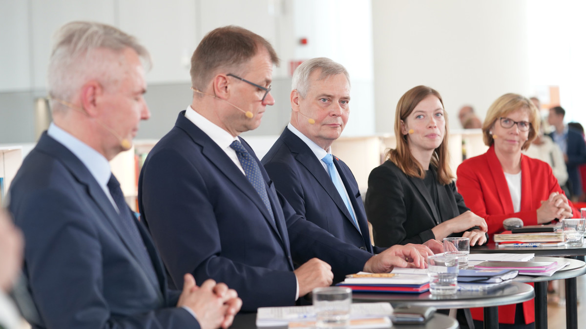 Oodi Pekka Haavisto Juha Sipilä Antti Rinne Li Andersson Anna-Maja Henriksson