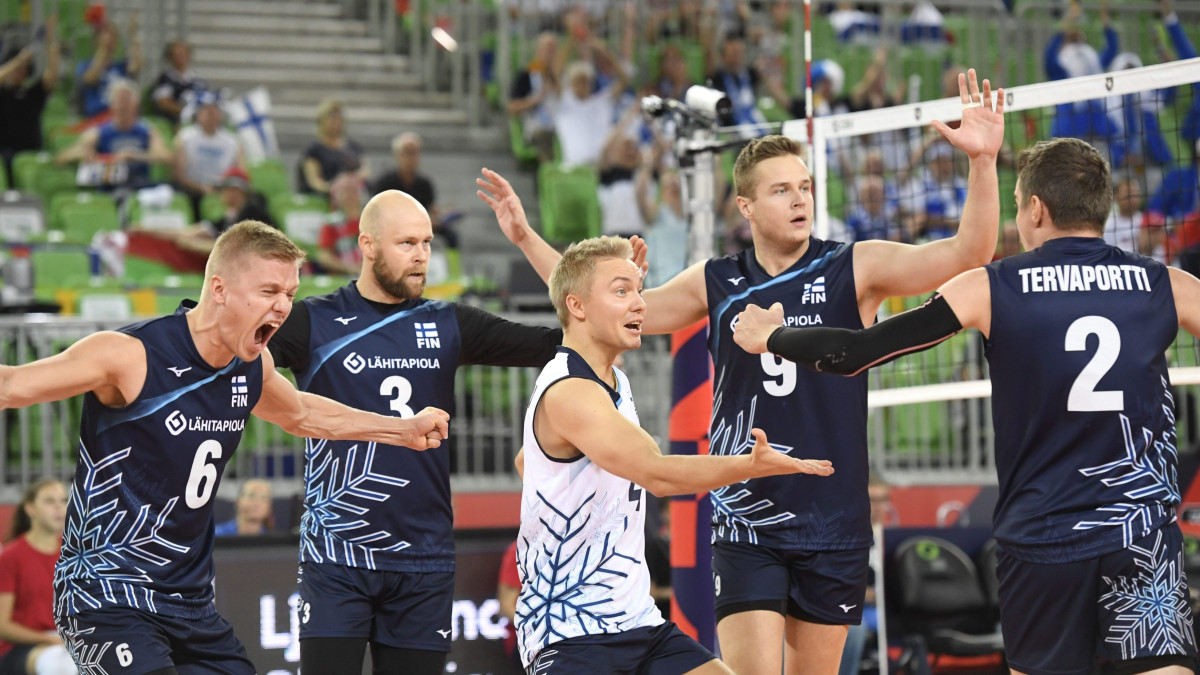Antti Ronkainen, Antti Siltala, Lauri Kerminen, Tommi Siirilä ja Eemi Tervaportti.