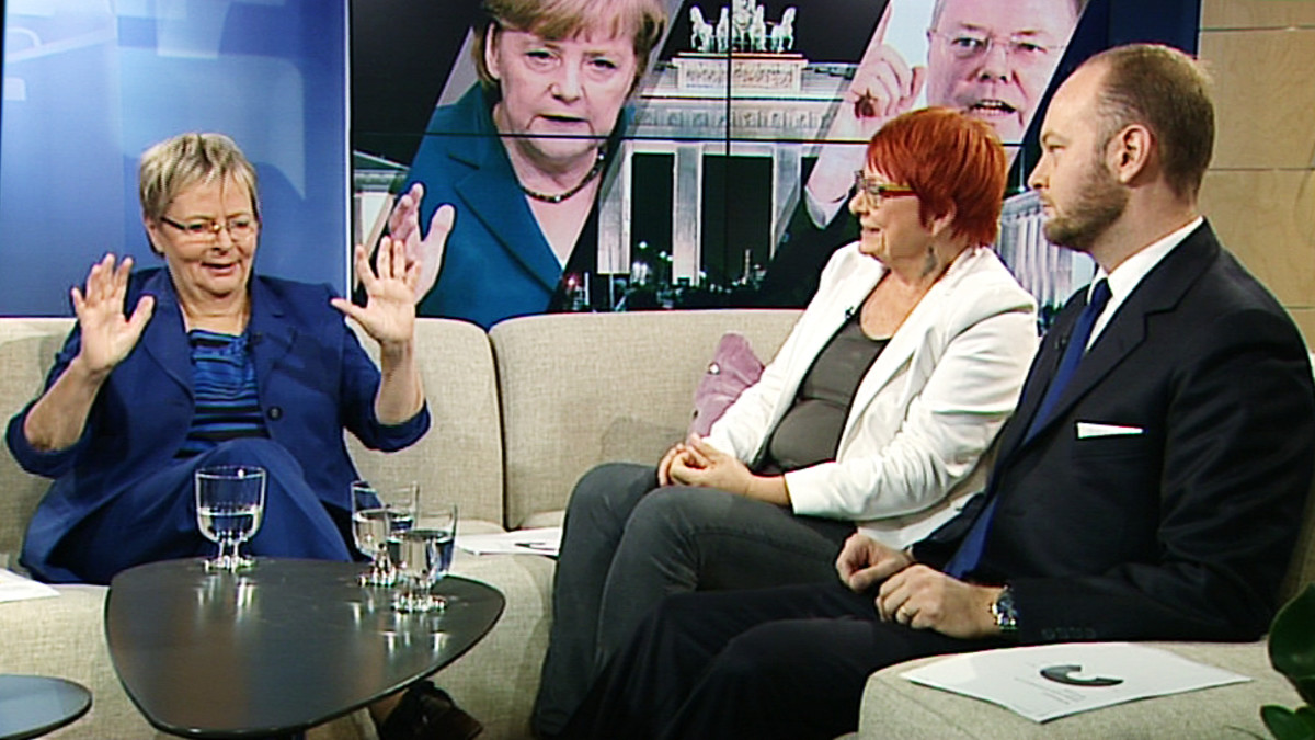 Liisa Jaakonsaari, Tarja Cronberg ja Sampo Terho.