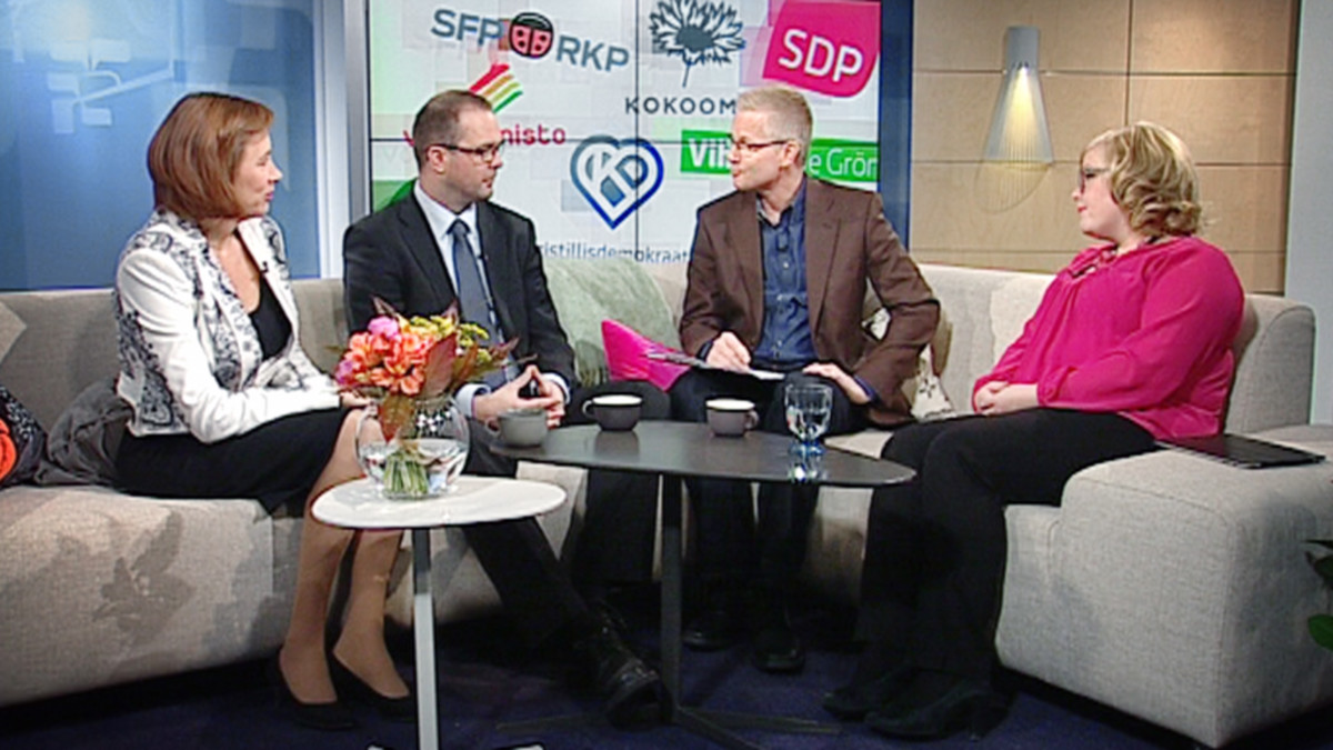 Annika Saarikko, Ville Pernaa ja Sirpa Paatero