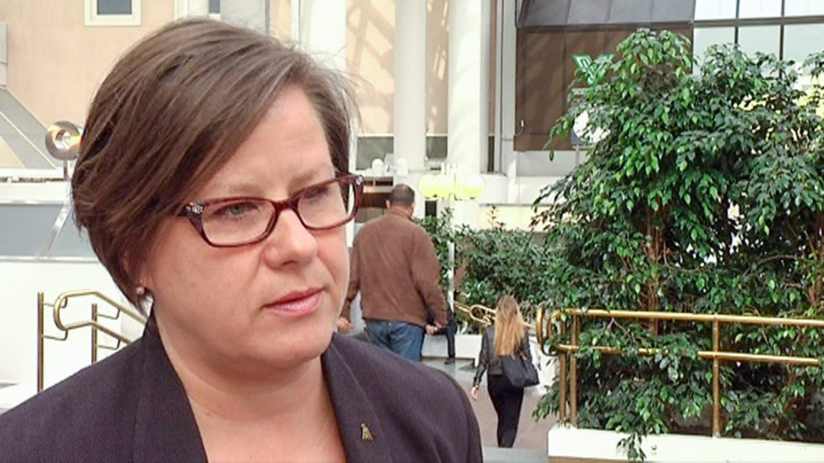 Åbo Akademin kansainvälisen oikeuden ja valtiosääntöoikeuden professori Elina Pirjatanniemi