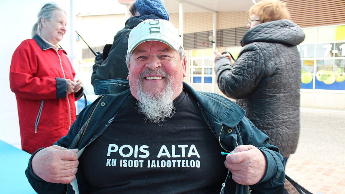 Jalon neljä veljeä päätyivät veljen perässä nuohousalalle.