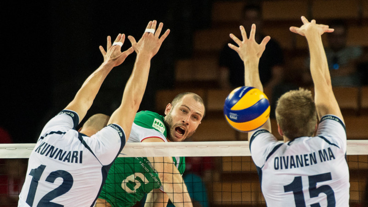 Olli Kunnari ja Matti Oivanen Suomi-Bulgaria-ottelussa 2014