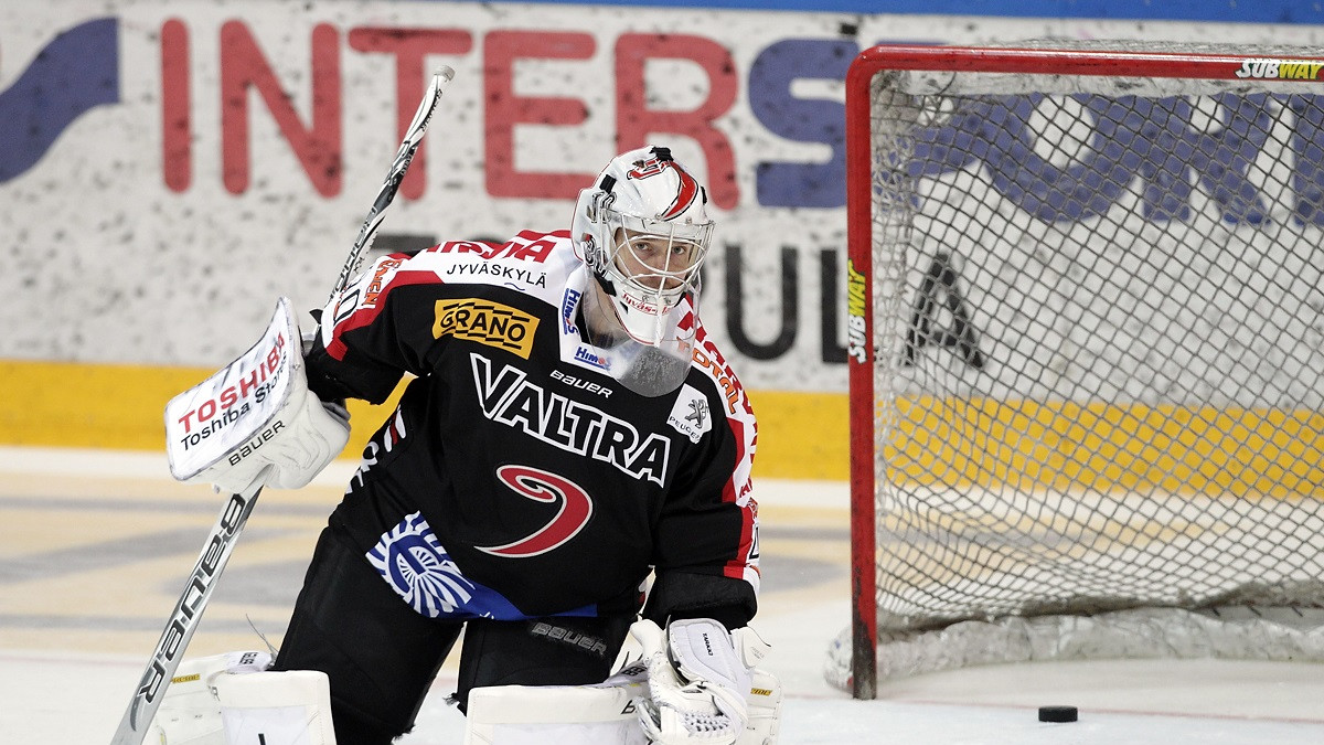 Tuomas Tarkki, JYPin maalivahti