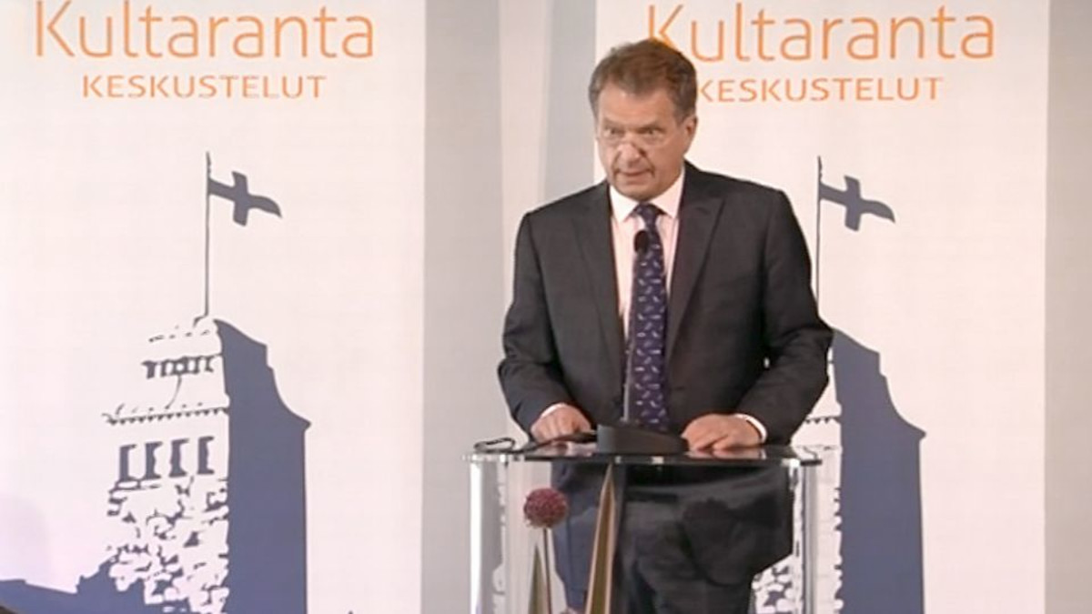 Presidentti Sauli Niinistö puhumassa.