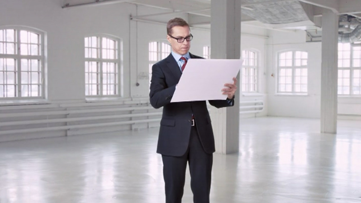 Alexander Stubb Kokoomuksen vaalivideossa.
