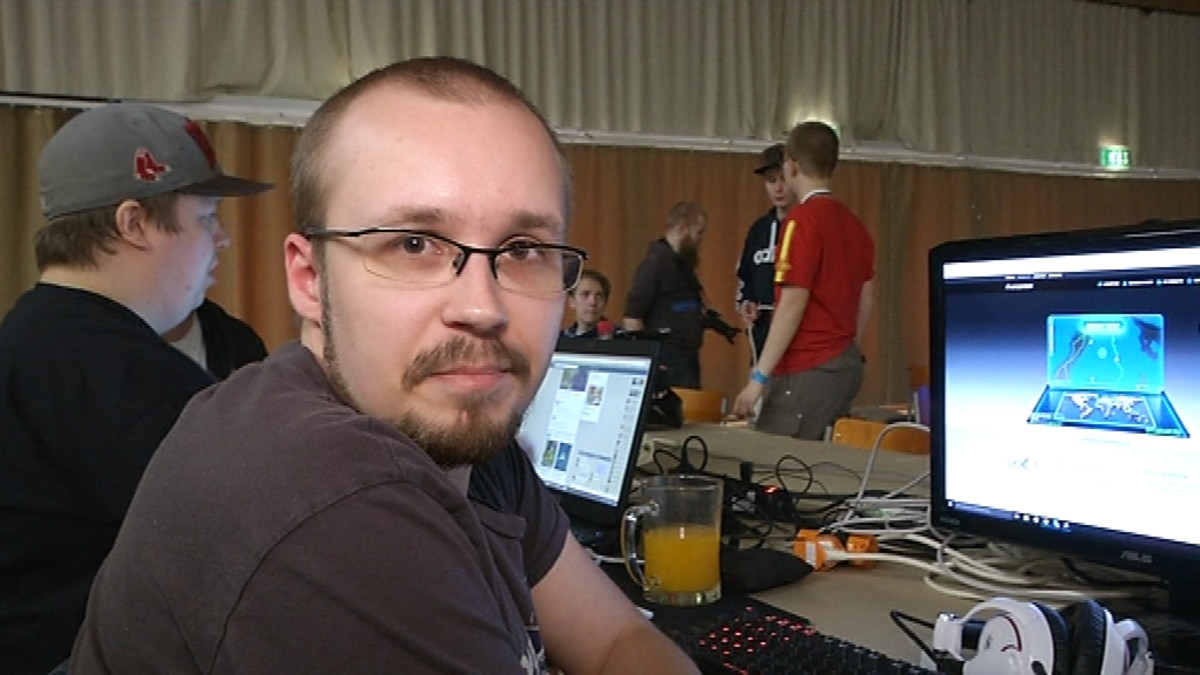 Teemu Koponen.