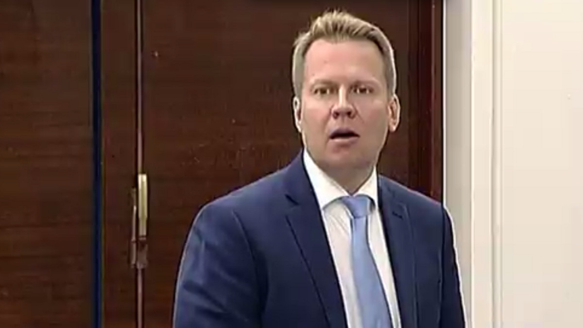 Harri Jaskari eduskunnassa syyskuussa 2015