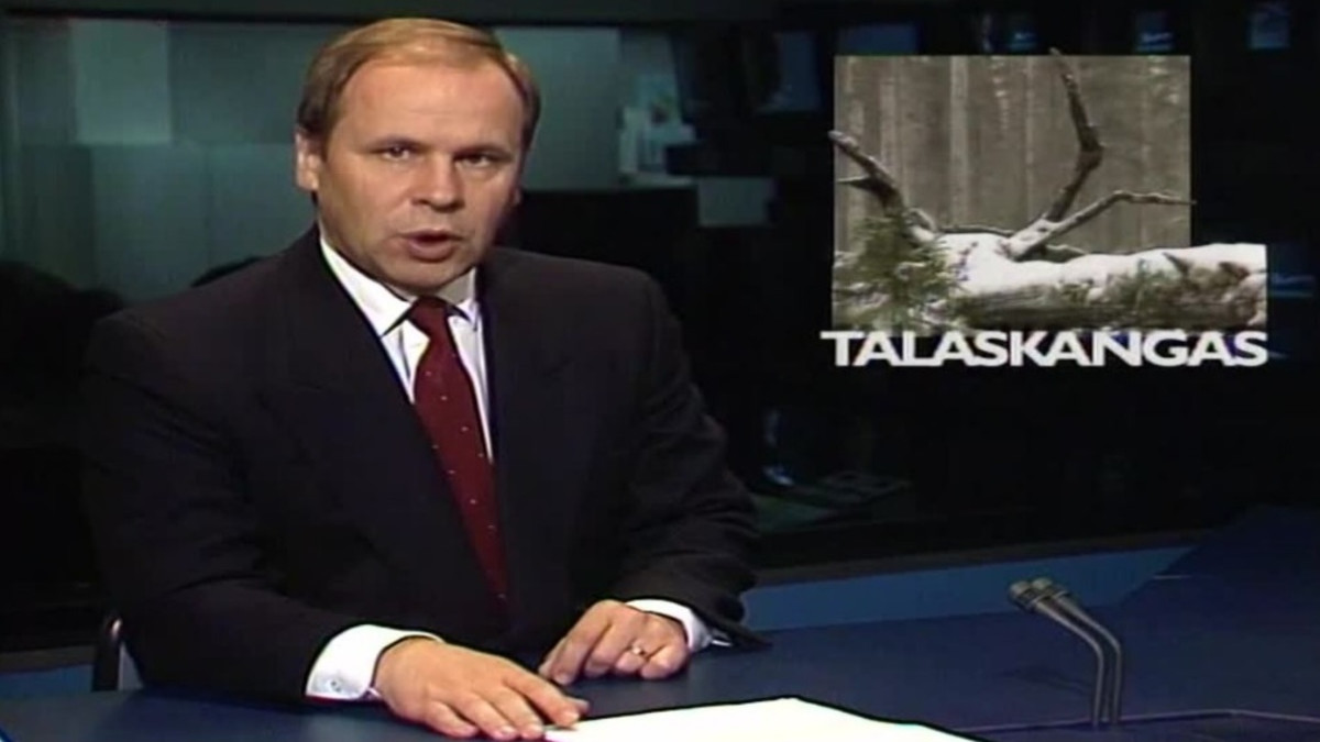 Kuvakaappaus tv-uutisten lähetyksestä.