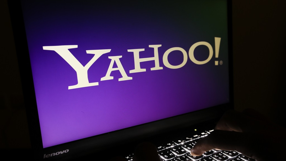 Yahoo-teksti ja näppäimistö