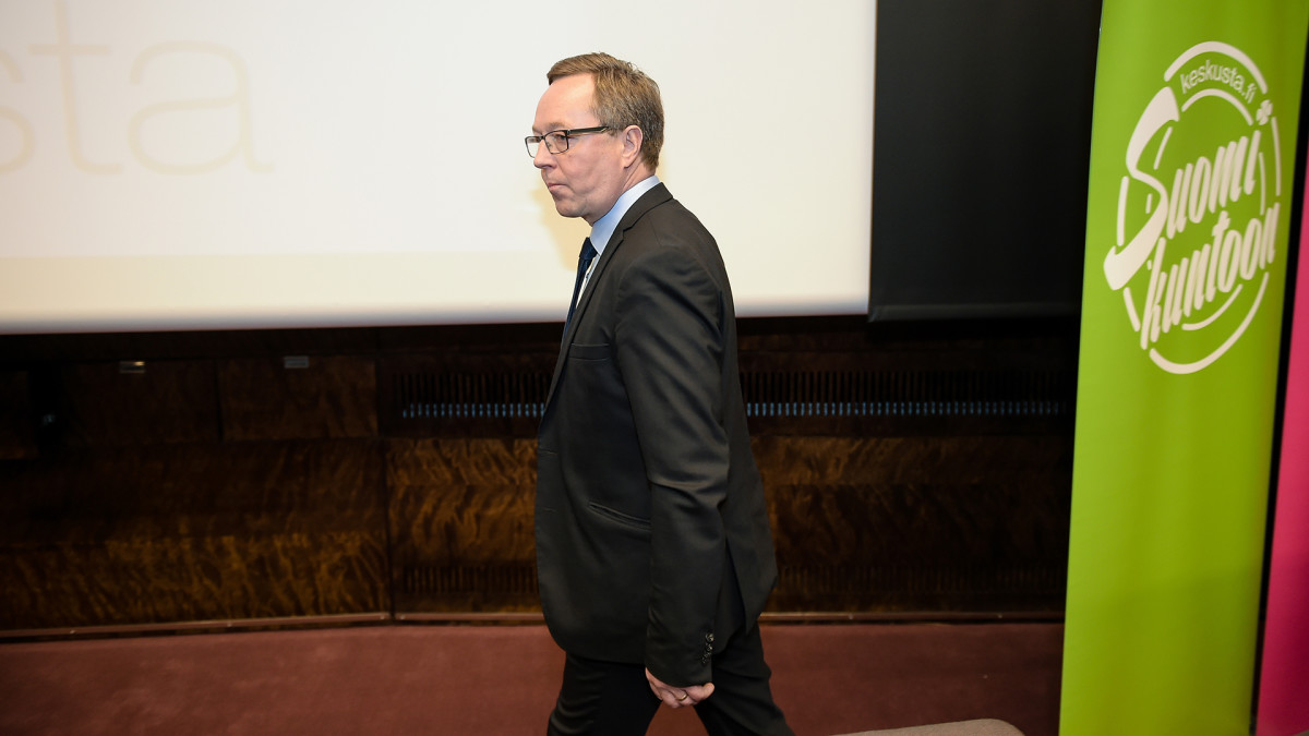 Kuvassa tuleva elinkeinoministeri Mika Lintilä