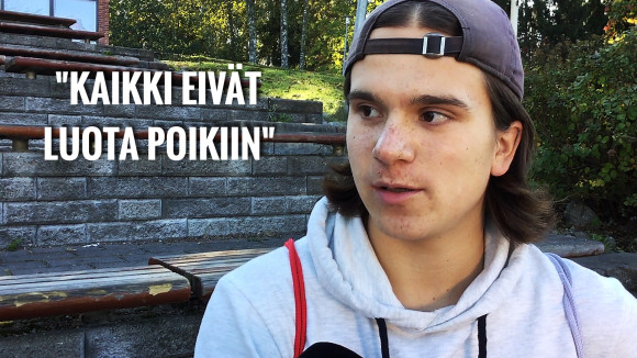 Video: Yle Uutisluokka: "Tytöille annetaan helpommin anteeksi" – tällaisiin ennakkoluuloihin törmätään koulussa