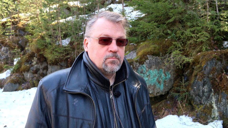 Jari Kinnunen Tesoman murhapaikalla